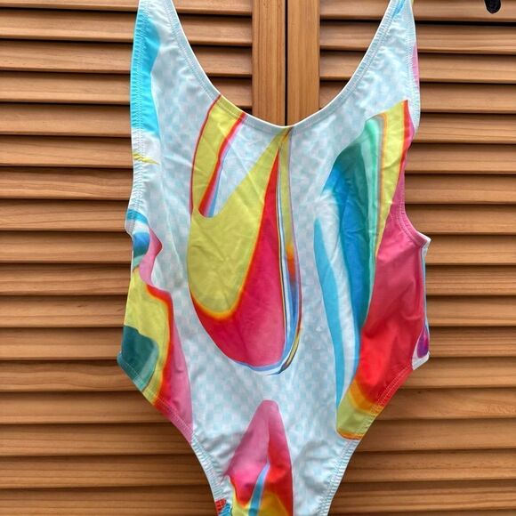 NWT Fabletics One Piece Size XS - Picture 4 of 5